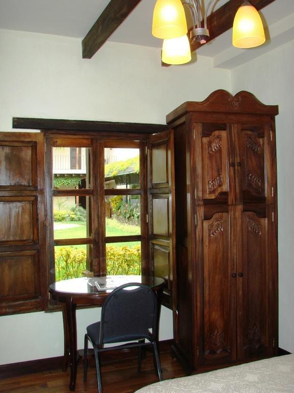 Hotel Posada De Maria Антигуа-Гватемала Экстерьер фото
